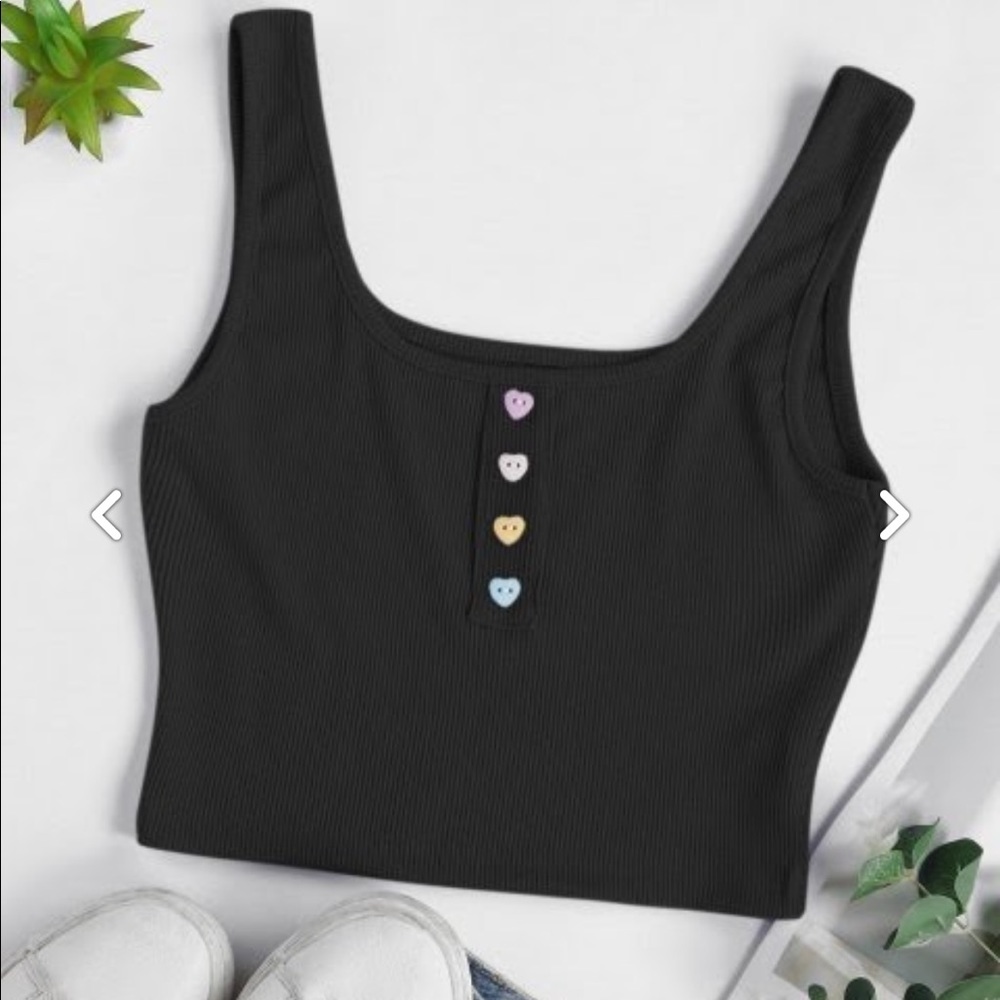 Ribbed Heart Shaped Button Crop Tank Top